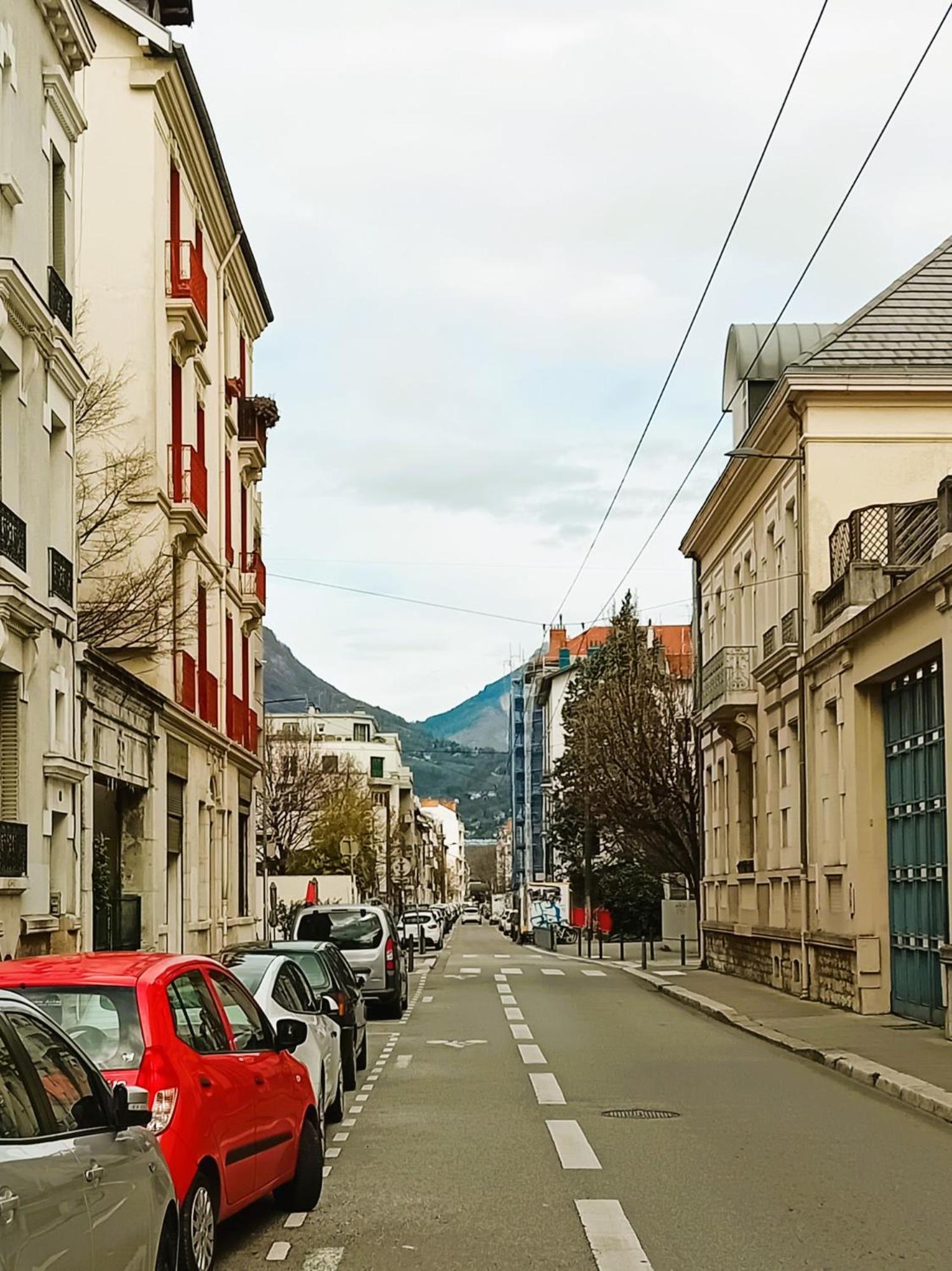 101 - Appart Renove Avec 1 Chambre Spacieuse - Tram Et Clinique Mutualiste A 1 Min Grenoble Esterno foto