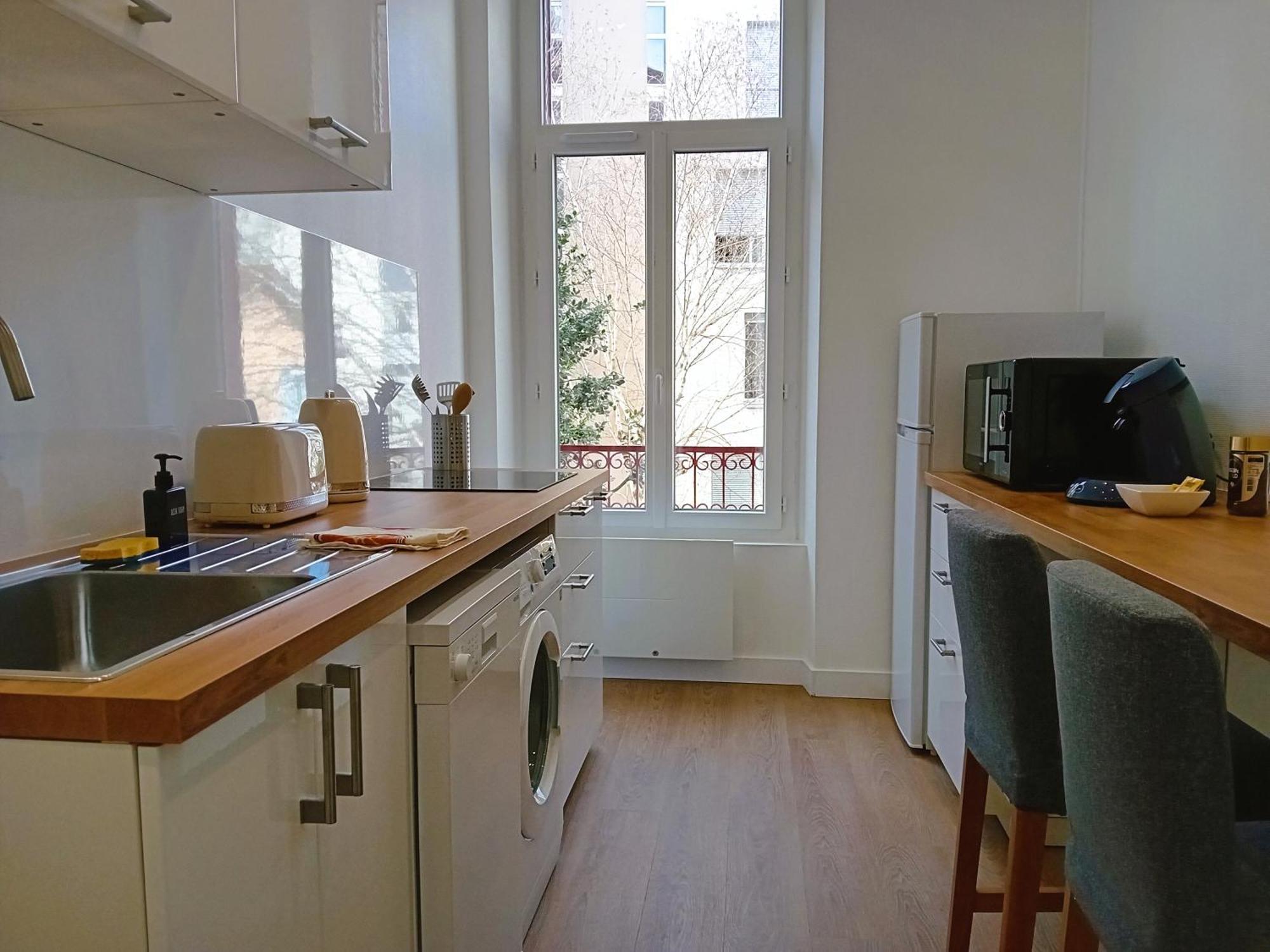 101 - Appart Renove Avec 1 Chambre Spacieuse - Tram Et Clinique Mutualiste A 1 Min Grenoble Esterno foto